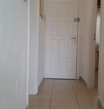 Coral Mar Apartment *